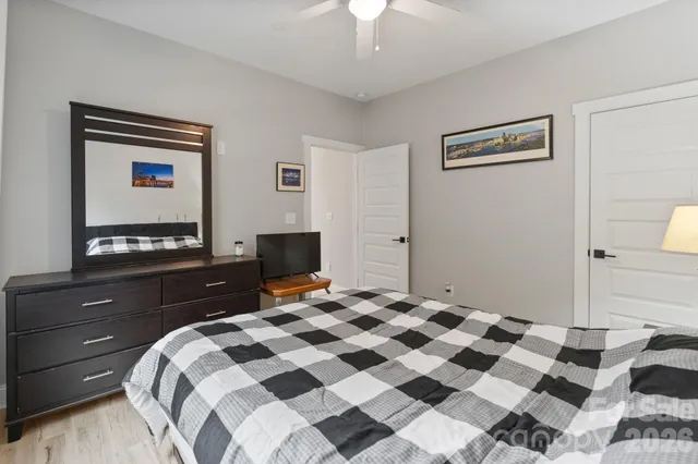 $329,000 | 705 West 2nd Avenue, Gastonia, NC 28052