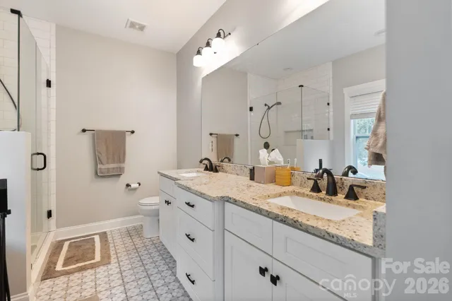 $329,000 | 705 West 2nd Avenue, Gastonia, NC 28052