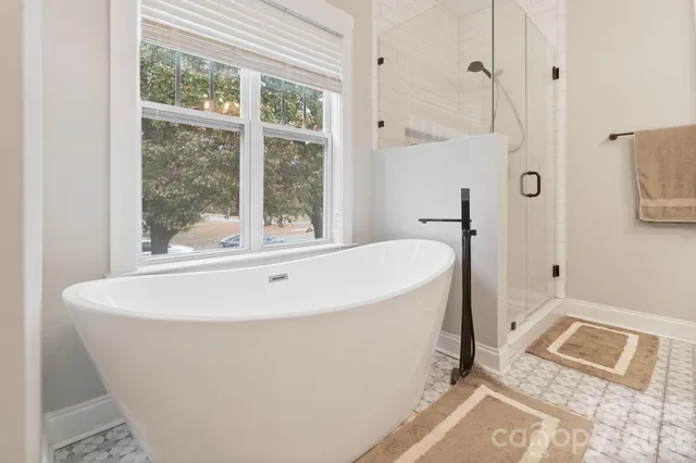 $329,000 | 705 West 2nd Avenue, Gastonia, NC 28052