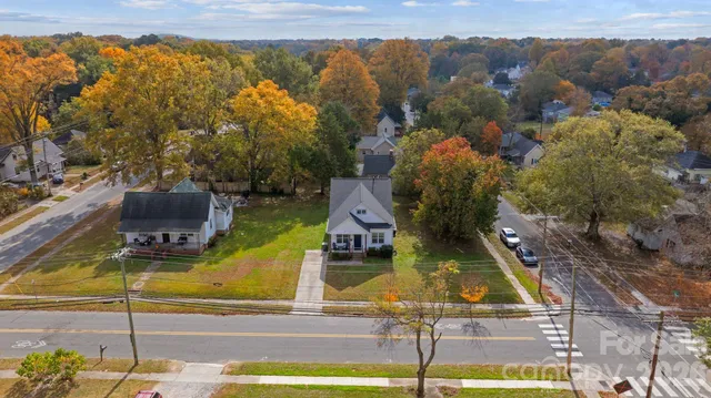 $329,000 | 705 West 2nd Avenue, Gastonia, NC 28052