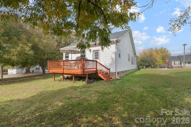 $329,000 | 705 West 2nd Avenue, Gastonia, NC 28052