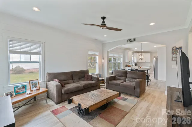 $329,000 | 705 West 2nd Avenue, Gastonia, NC 28052