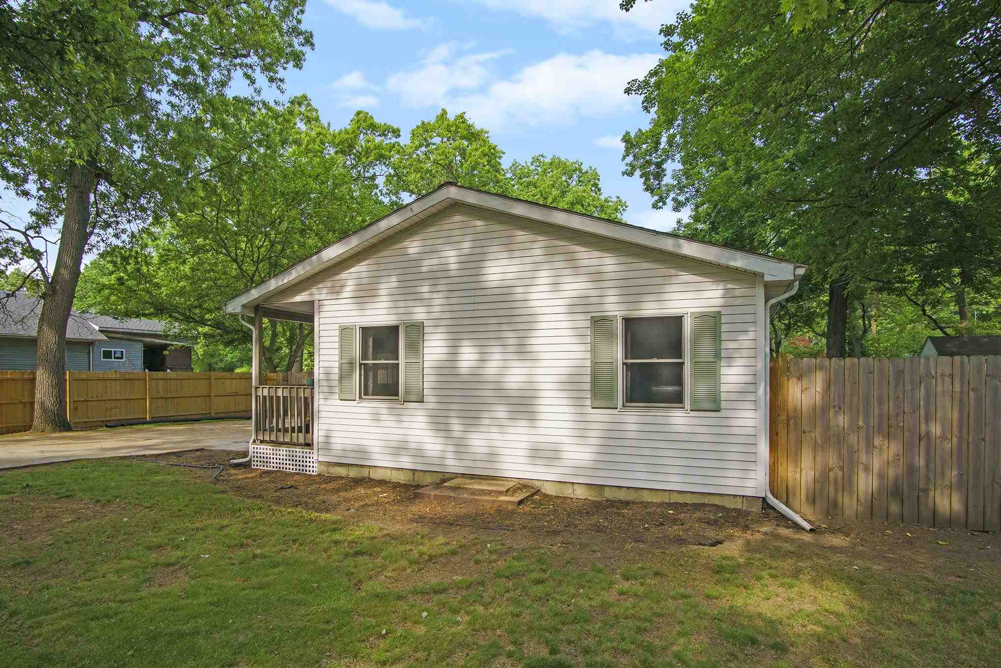 52633 Juniper Road South Bend, IN 46637 - Photo 3 of 30 Gallery Image 3