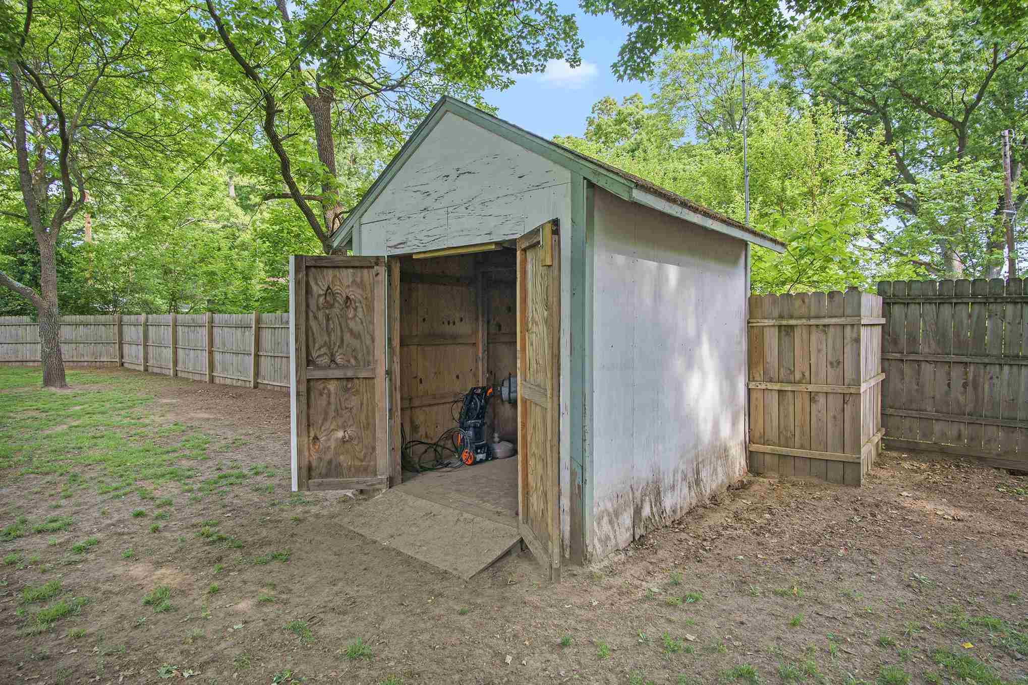 52633 Juniper Road South Bend, IN 46637 - Photo 9 of 30 Gallery Image 9