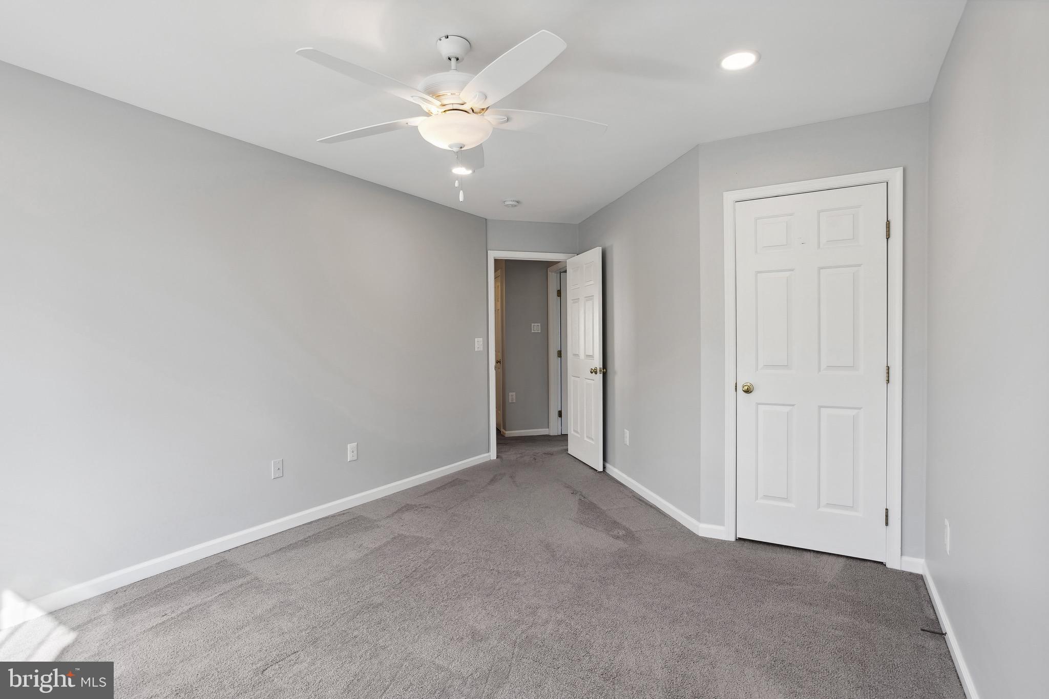 5937 Sandy Ridge Elkridge, MD 21075 - Photo 34 of 63