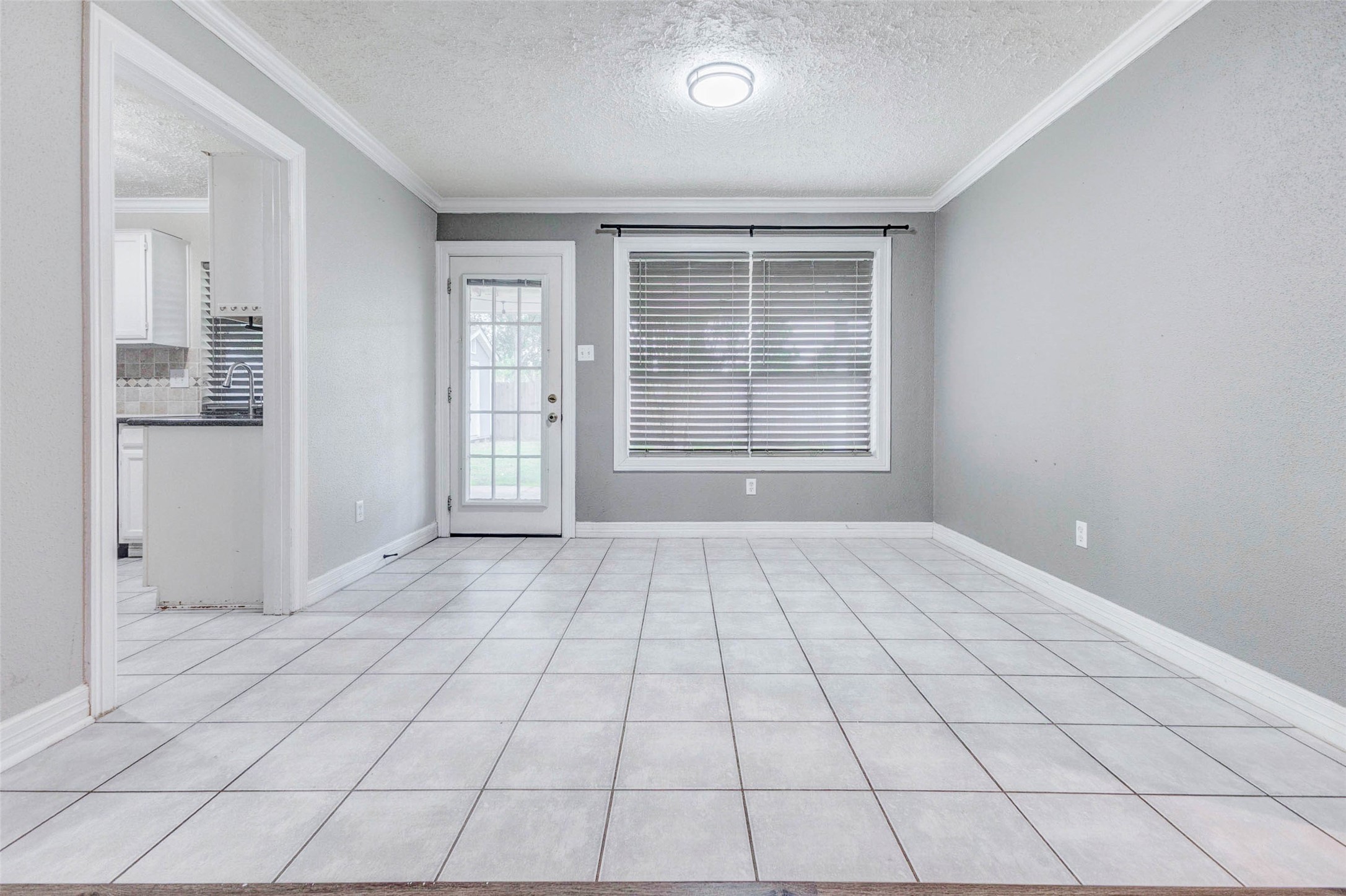 13614 Sablegrove Lane Houston, TX 77014 - Photo 5 of 22