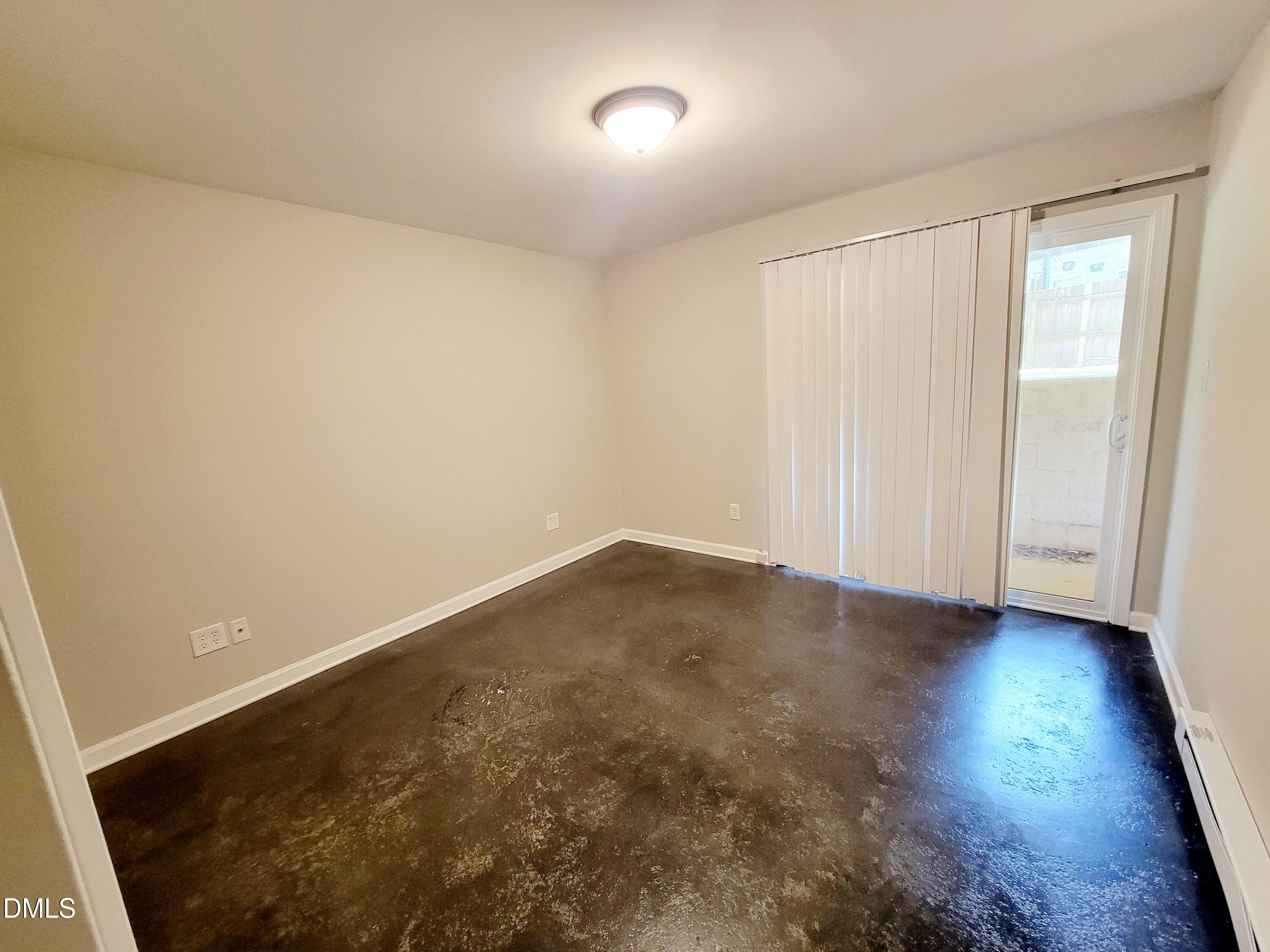 1422 Scales Street, Unit A Raleigh, NC 27608 - Photo 18 of 28 20260326_130502