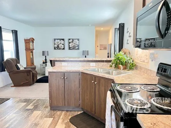 $99,500 | 424 West Cherry Lane, Unit 67, Meridian, ID 83642