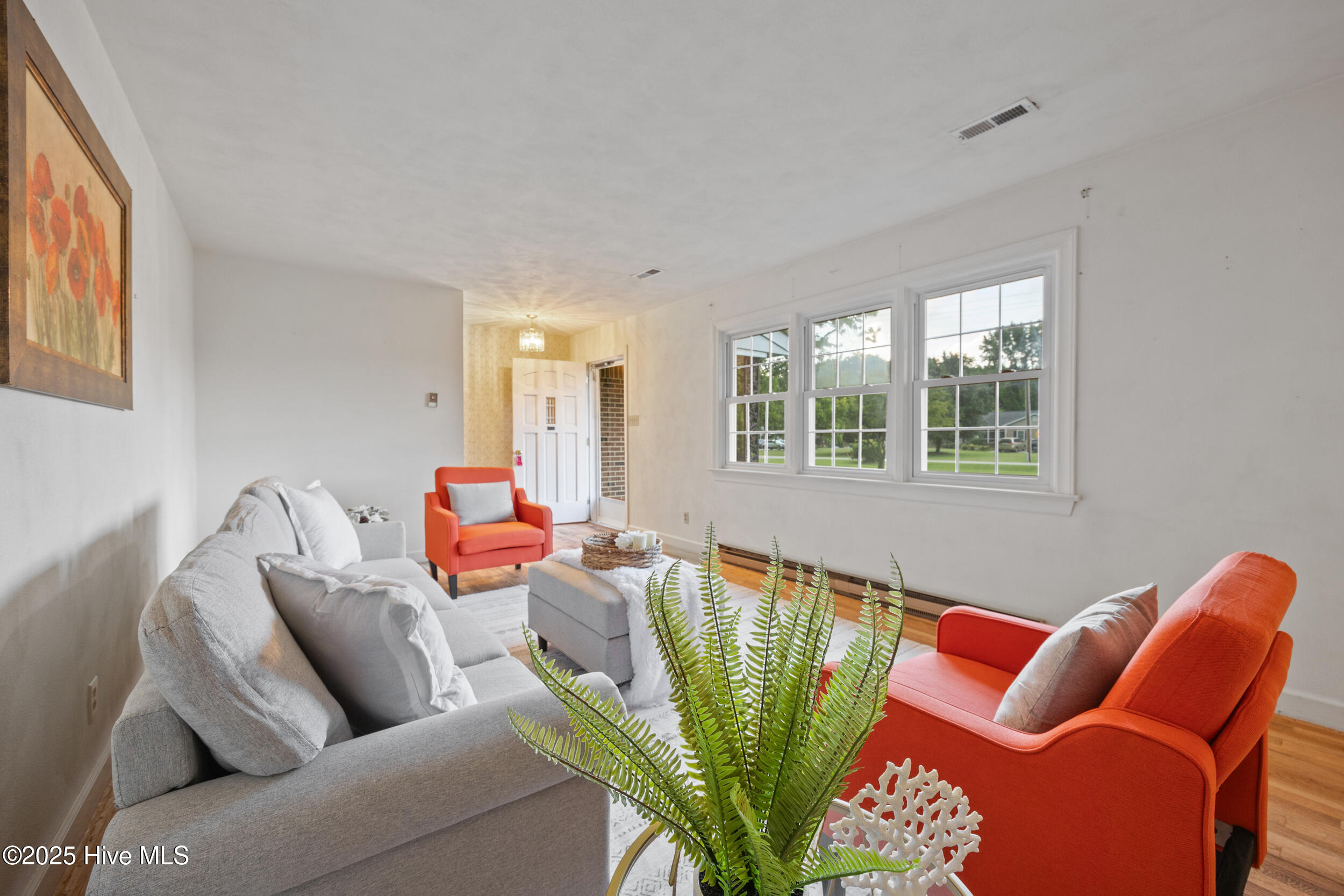119 Emperor Landing Road Edenton, NC 27932 - Photo 2 of 37 Those windows!