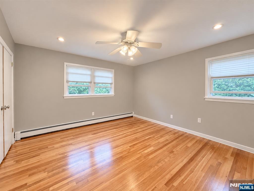 84 Colgate Avenue, Unit 2 Paramus, NJ 07652 - Photo 4 of 7 Gallery Image 4