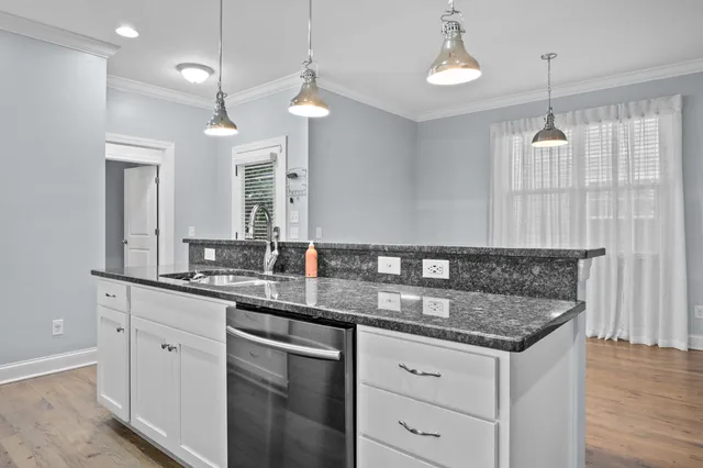 $475,000 | 2400 Ashmore Avenue, Chattanooga, TN 37415