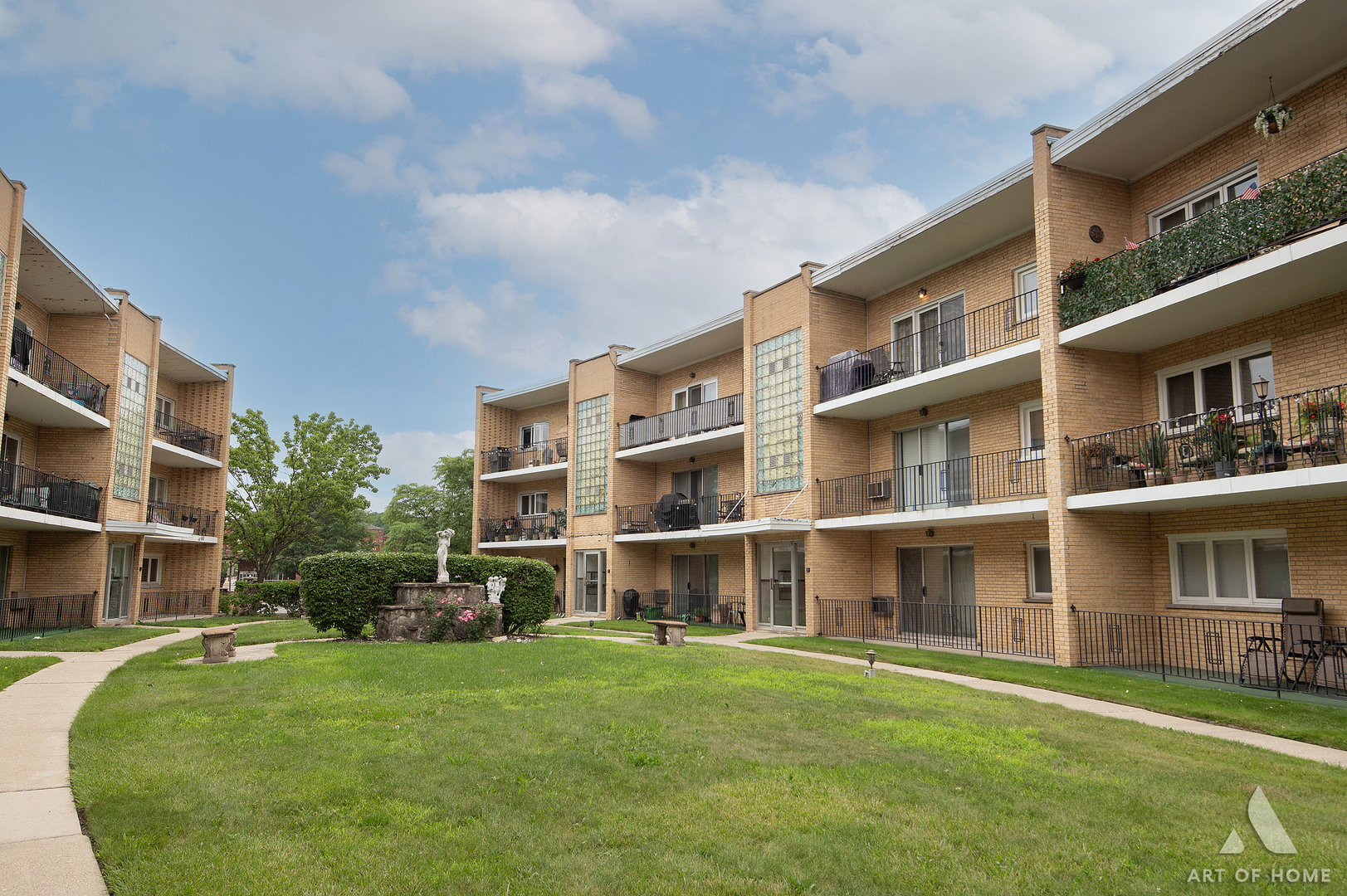 10316 South Pulaski Road, Unit 303 Oak Lawn, IL 60453 - Photo 3 of 25