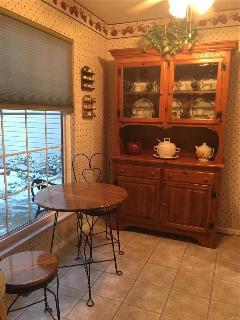 640 Painted Vista Drive Ballwin, MO 63021 - Photo 13 of 36