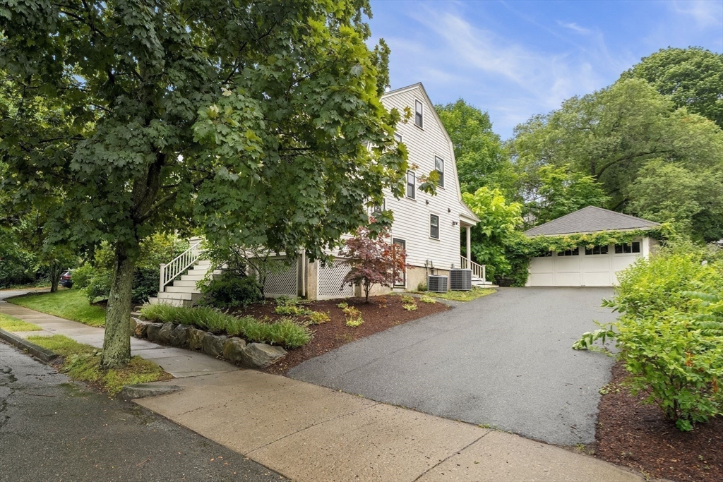 9 Bonad Road Arlington, MA 02476 - Photo 2 of 38