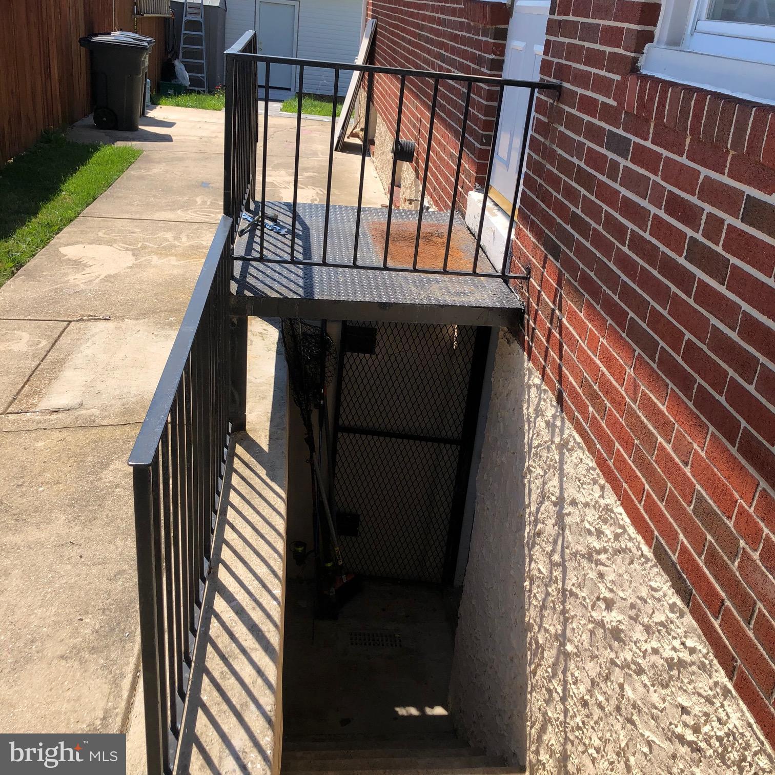 3201 Mayfair Road Baltimore, MD 21207 - Photo 13 of 34