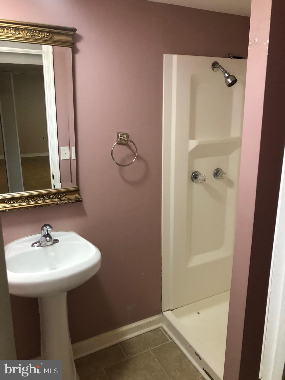 3201 Mayfair Road Baltimore, MD 21207 - Photo 31 of 34