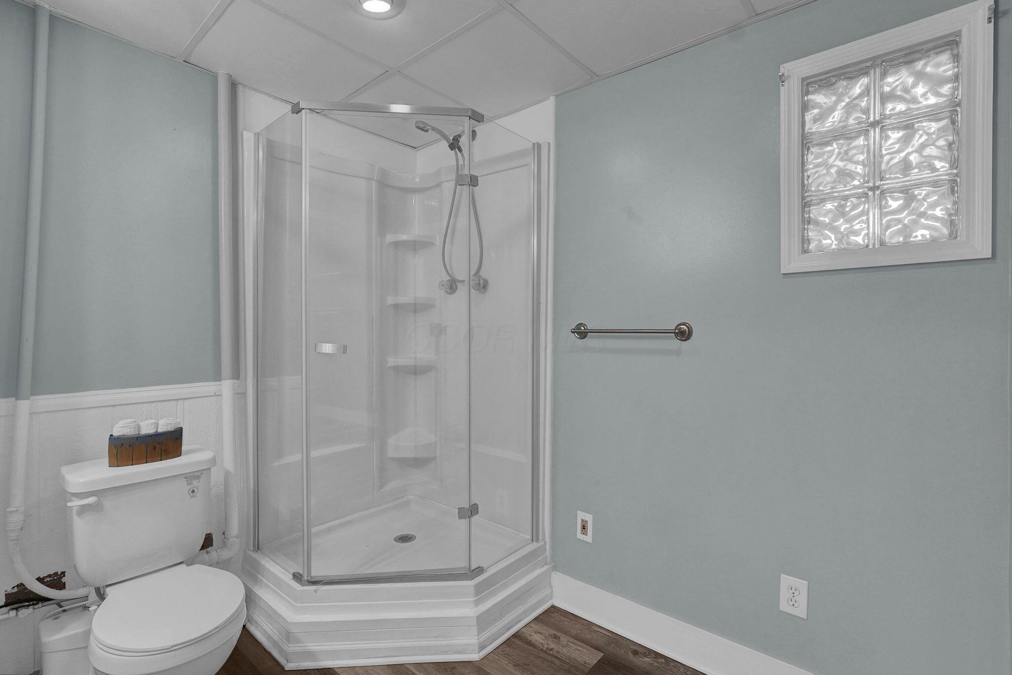 5583 Durrett Road Orient, OH 43146 - Photo 35 of 63 Downstairs bathroom (3)