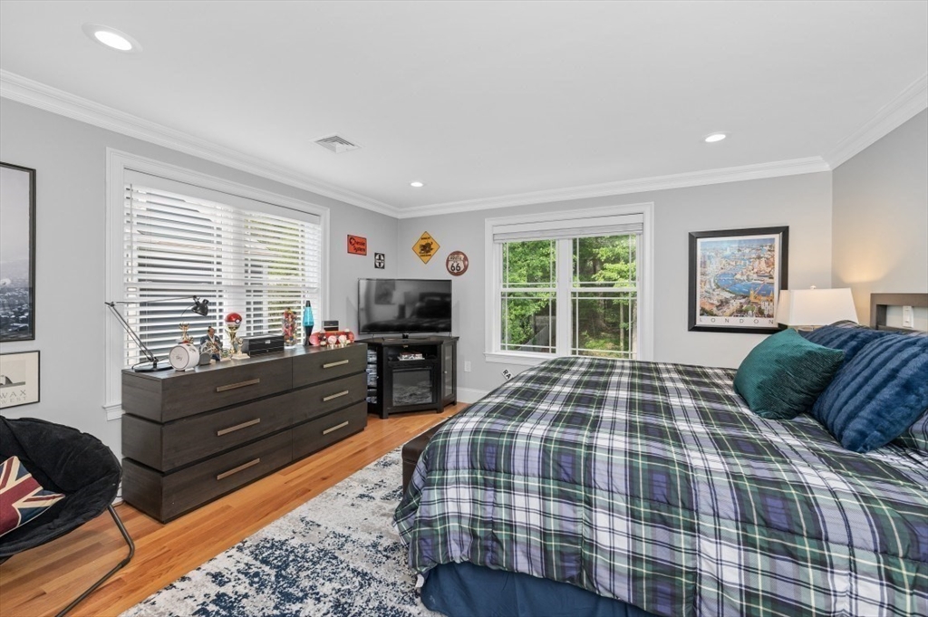 456 Chestnut Street Needham, MA 02492 - Photo 26 of 37