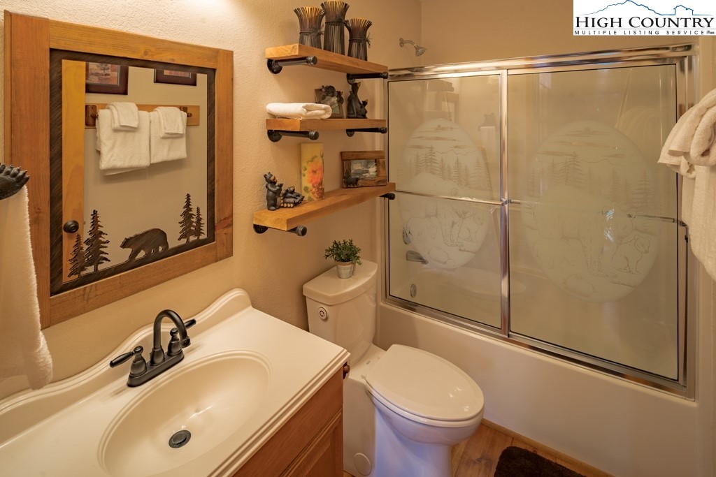 60 Cabin Ridge Lane Banner Elk, NC 28604 - Photo 15 of 36