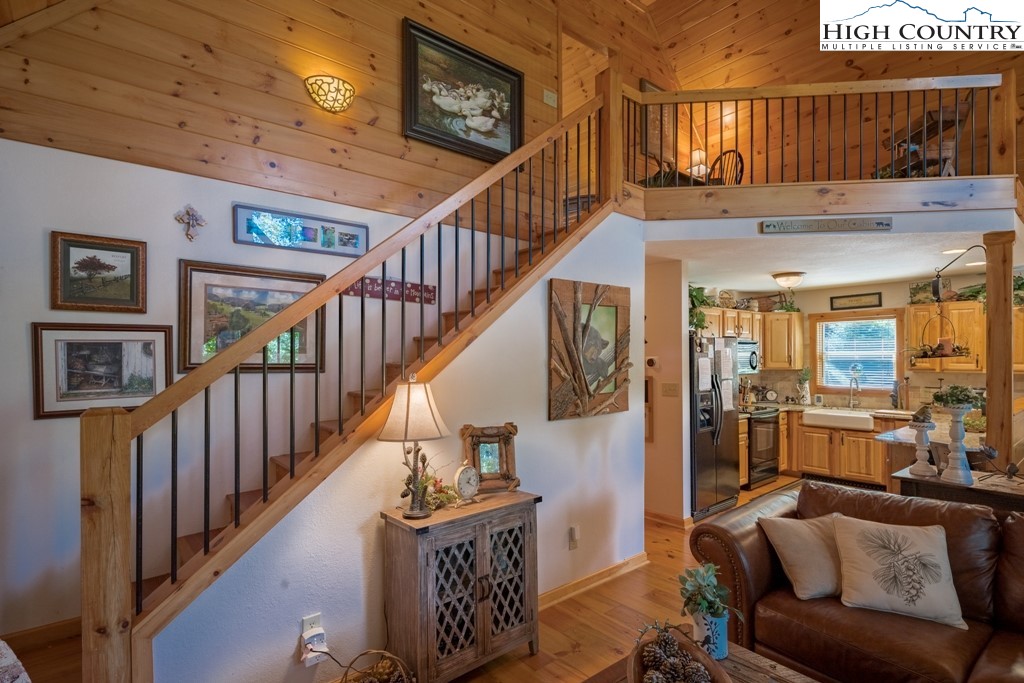 60 Cabin Ridge Lane Banner Elk, NC 28604 - Photo 18 of 36