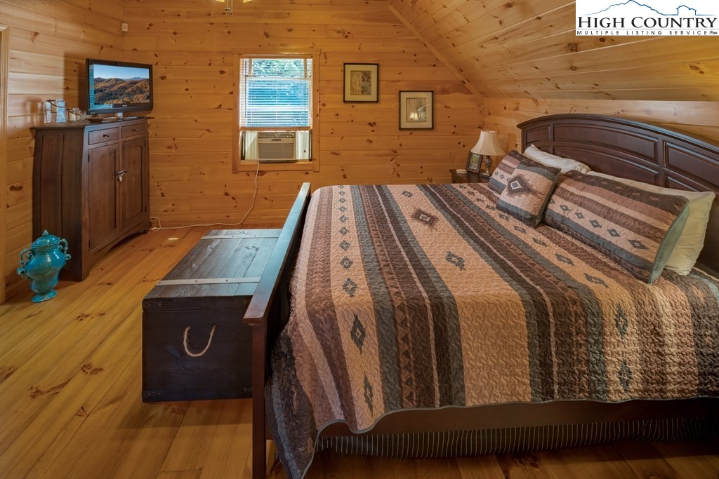 60 Cabin Ridge Lane Banner Elk, NC 28604 - Photo 23 of 36