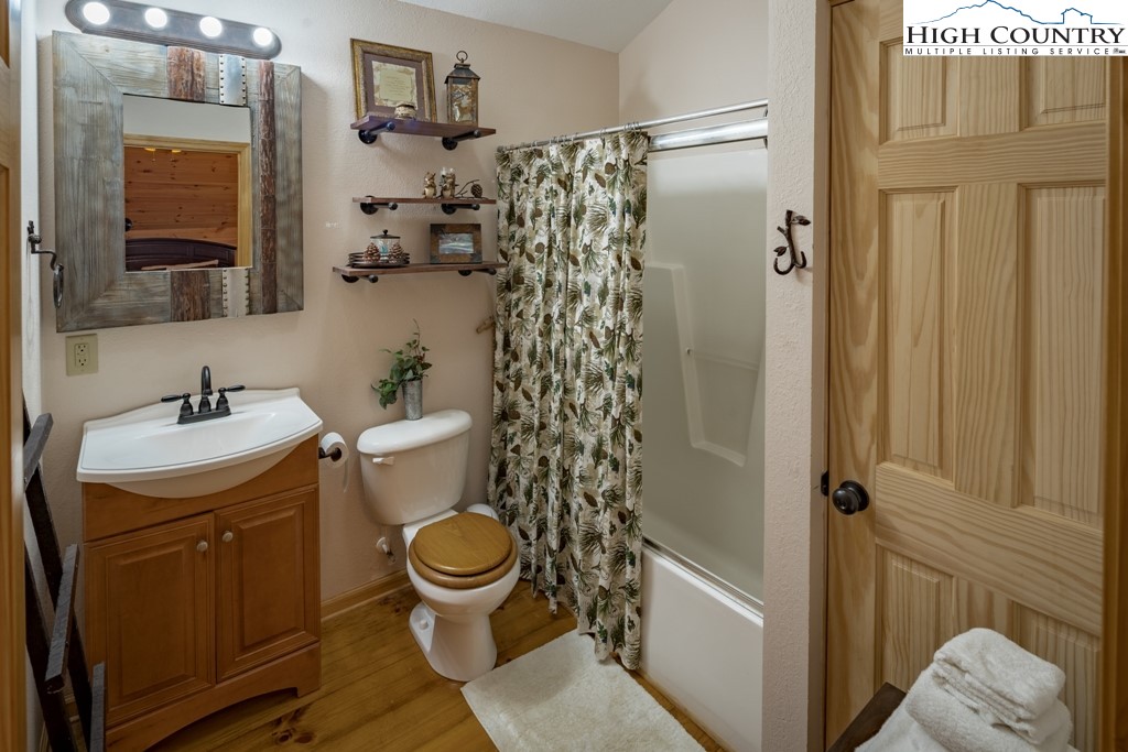 60 Cabin Ridge Lane Banner Elk, NC 28604 - Photo 24 of 36