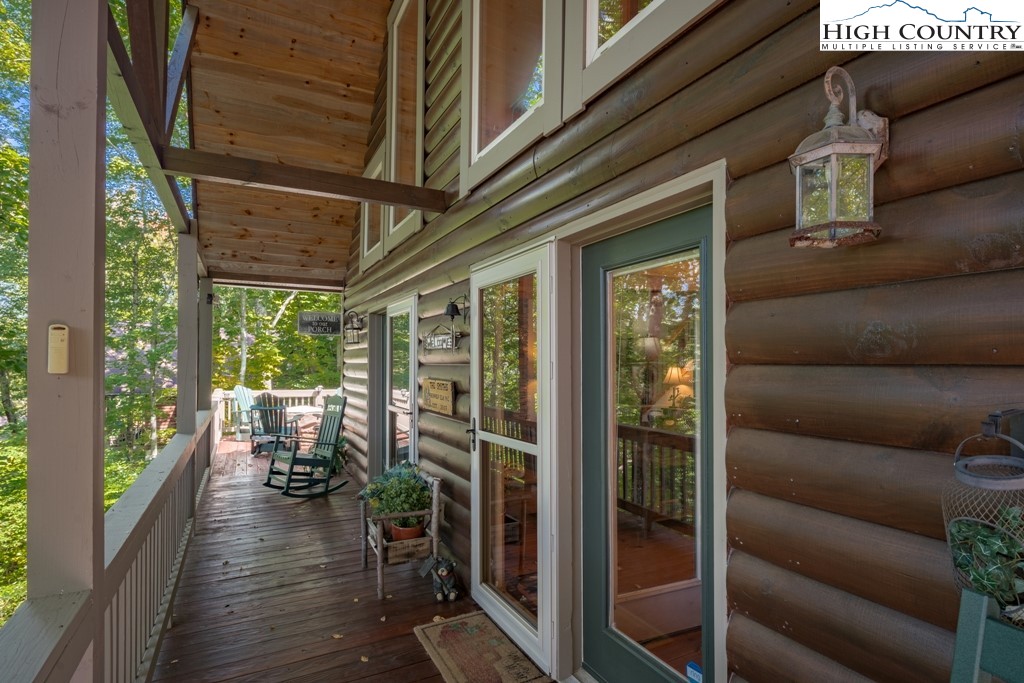 60 Cabin Ridge Lane Banner Elk, NC 28604 - Photo 3 of 36