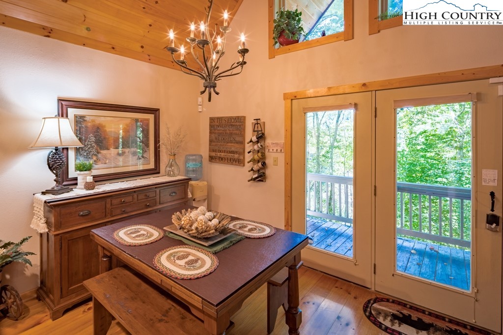 60 Cabin Ridge Lane Banner Elk, NC 28604 - Photo 7 of 36