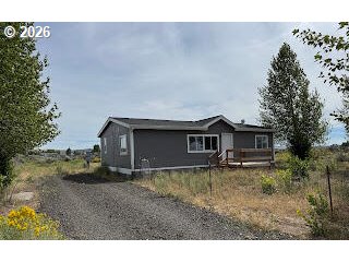 58282 Maple Circle Road Christmas Valley, OR 97641 - Photo 2 of 19