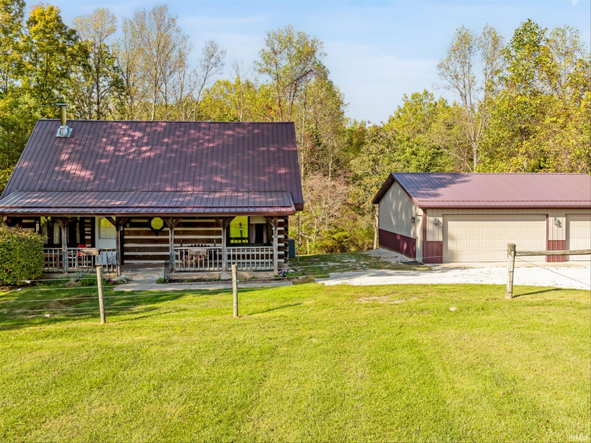8940 Georgetown Road Columbus, IN 47201 - Photo 3 of 36