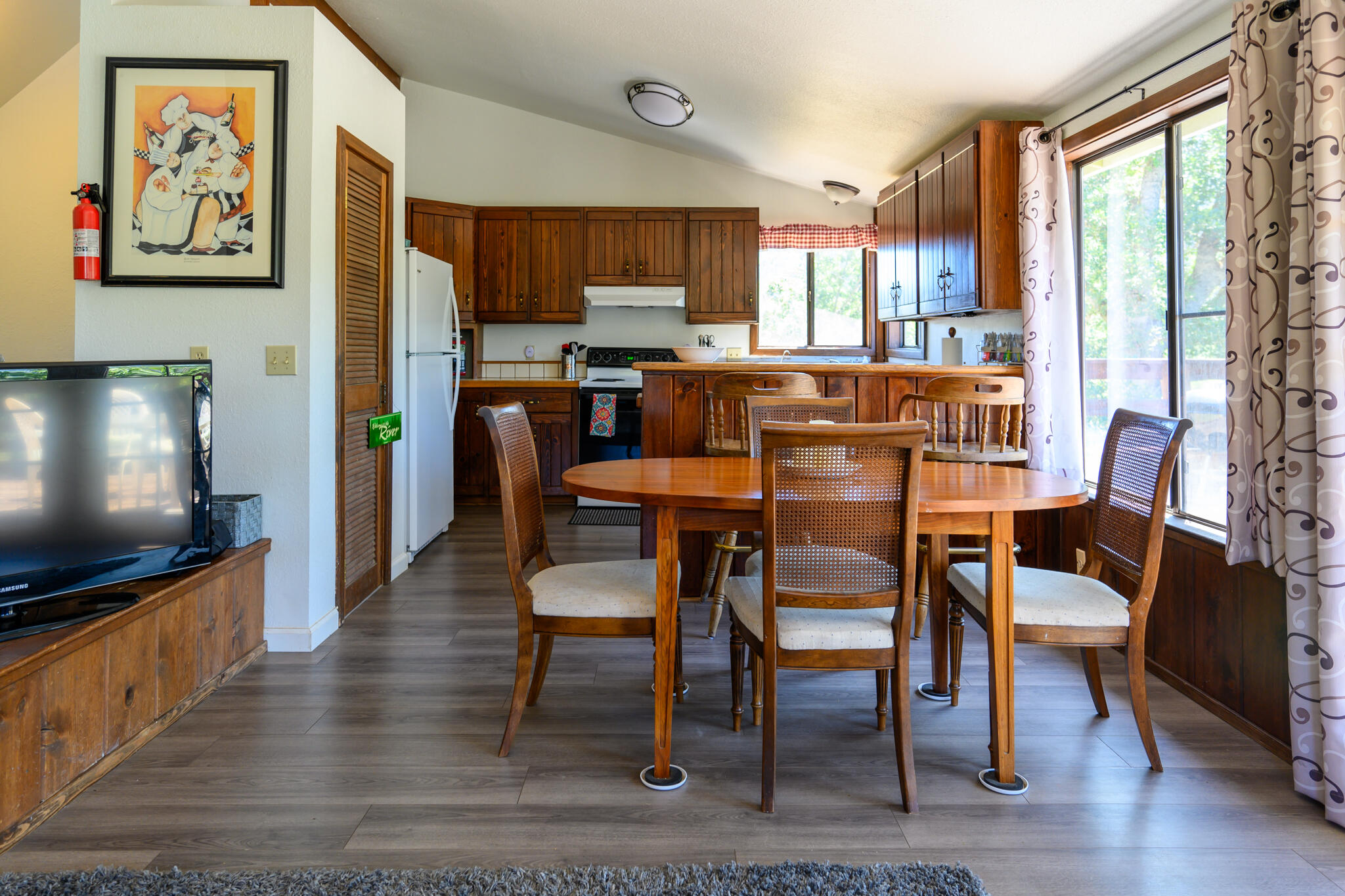 5870 Browns Mountain Road Lewiston, CA 96052 - Photo 27 of 45 Dining to Kitchen