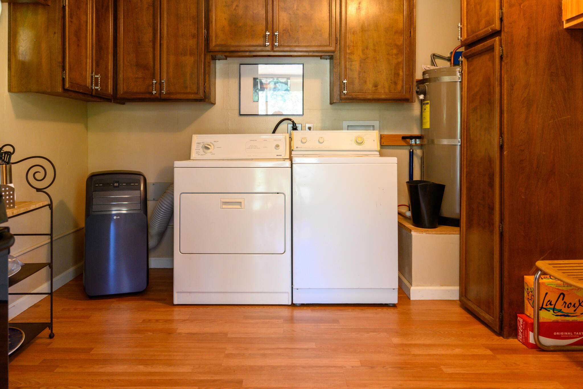 5870 Browns Mountain Road Lewiston, CA 96052 - Photo 42 of 45 ADU Washer/Dryer
