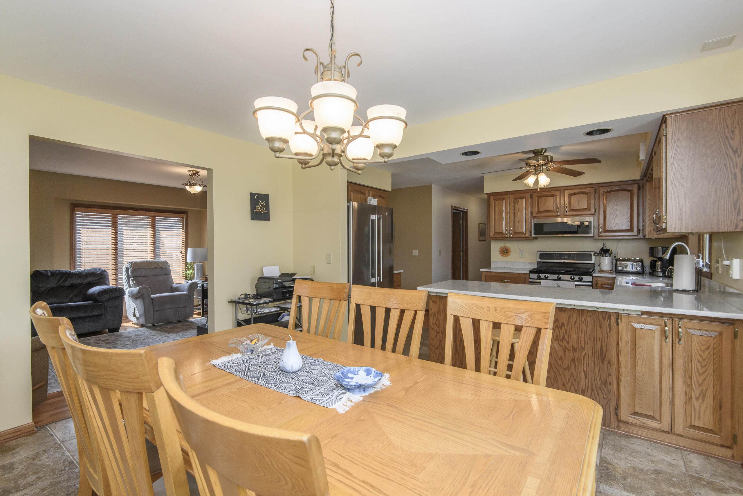 68 East Prospect Street Hartford, WI 53027 - Photo 11 of 46 Kitchen/Dining