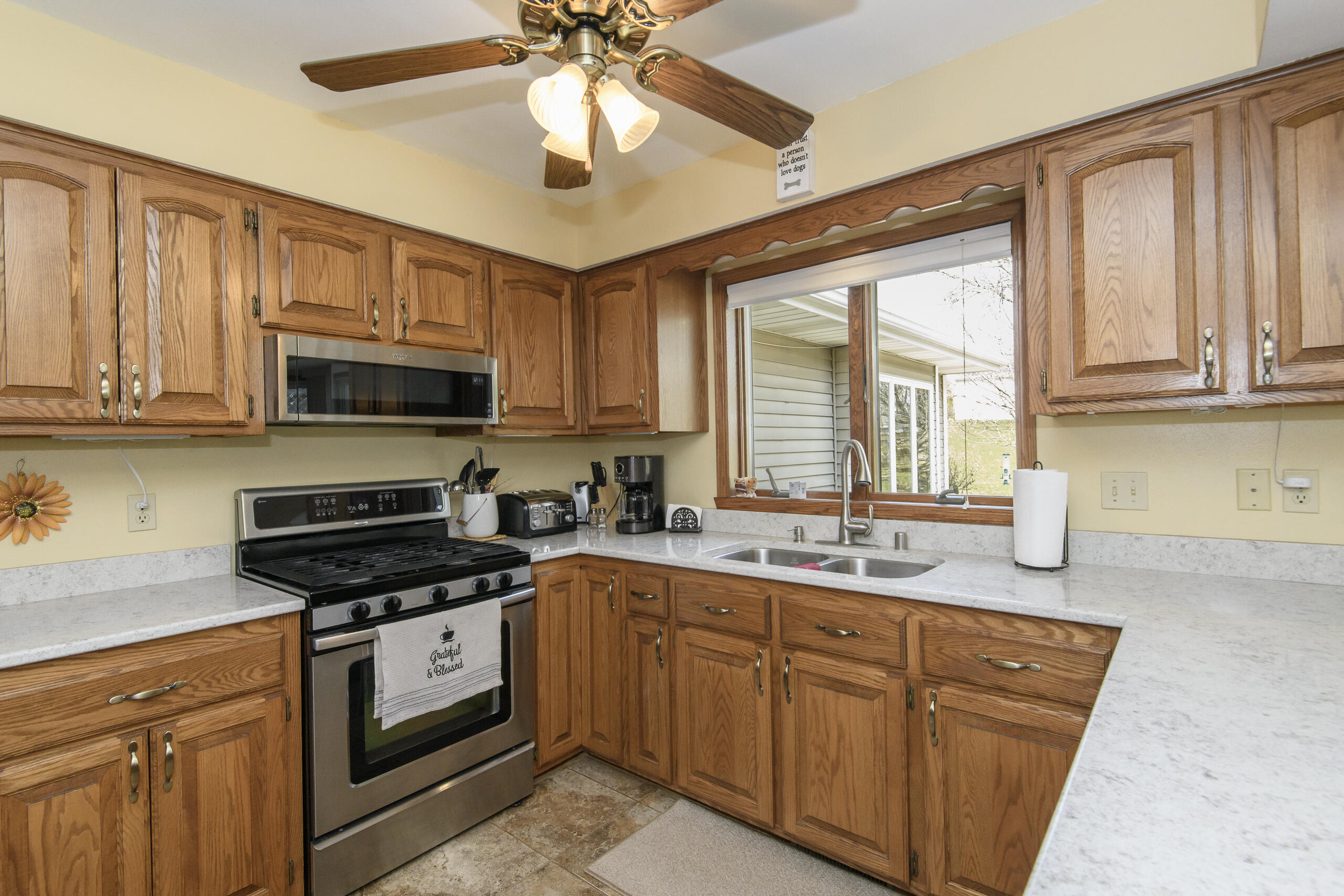 68 East Prospect Street Hartford, WI 53027 - Photo 13 of 46 Kitchen