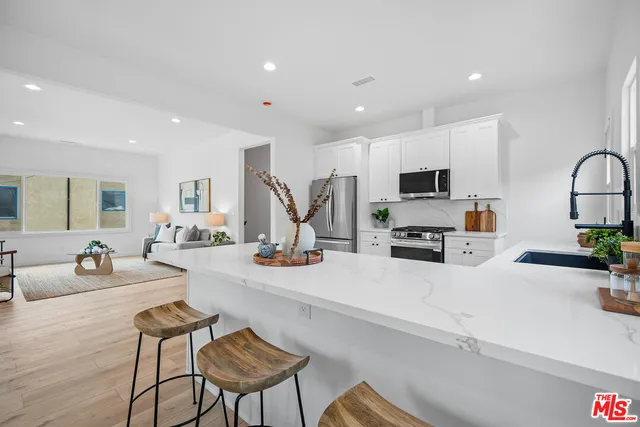 $5,200 | 3628 East 1st Street, Long Beach, CA 90803