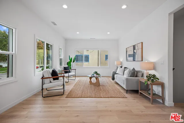 $5,200 | 3628 East 1st Street, Long Beach, CA 90803