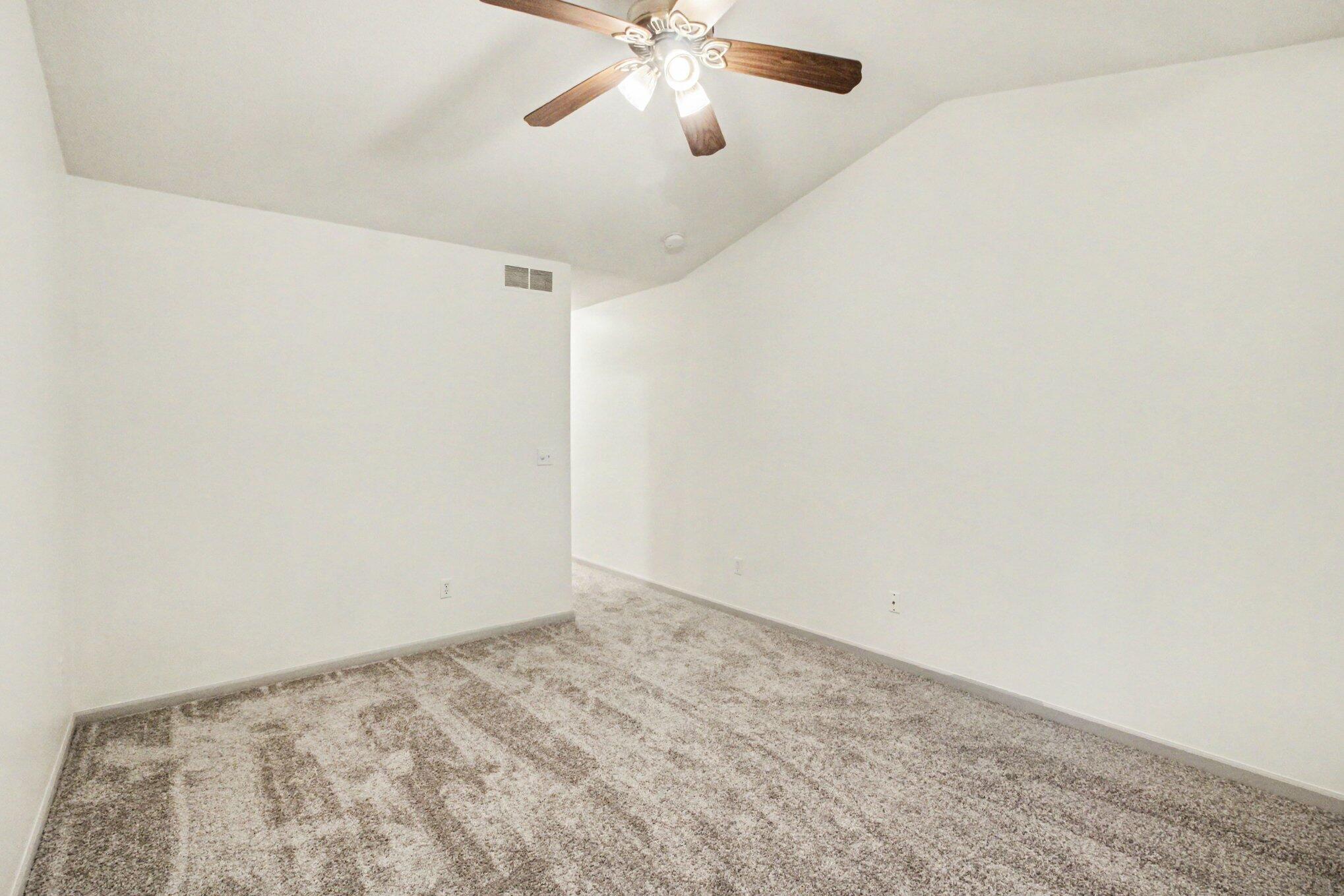 46122 Reedgrass Lane Belleville, MI 48111 - Photo 7 of 16 007_file_8833