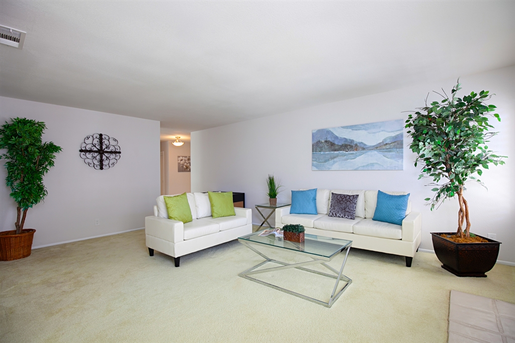2461 Windmill View Road El Cajon, CA 92020 - Photo 5 of 25