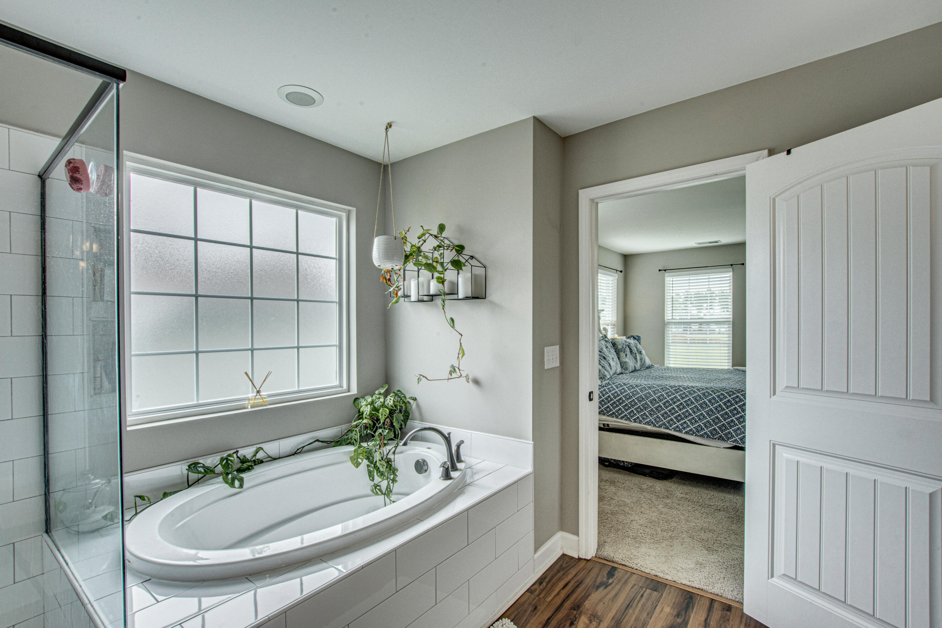 262 Saxony Loop Summerville, SC 29486 - Photo 25 of 40 Primary Tub