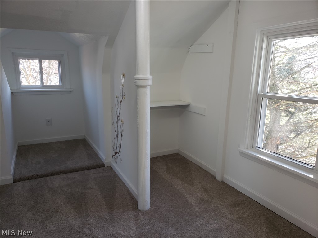 1274 Lander Road Cleveland, OH 44124 - Photo 24 of 34