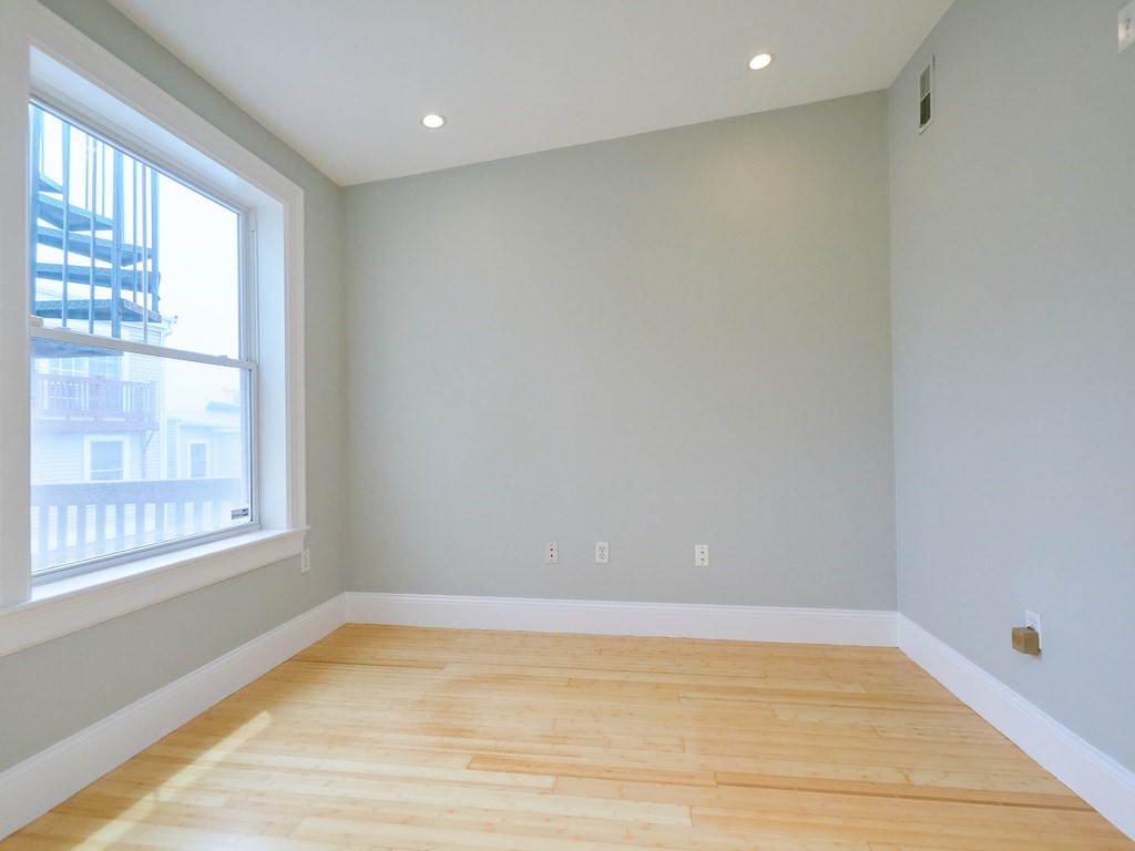 3 Leeds Street, Unit 3 Boston, MA 02127 - Photo 18 of 27 a view of empty room with window