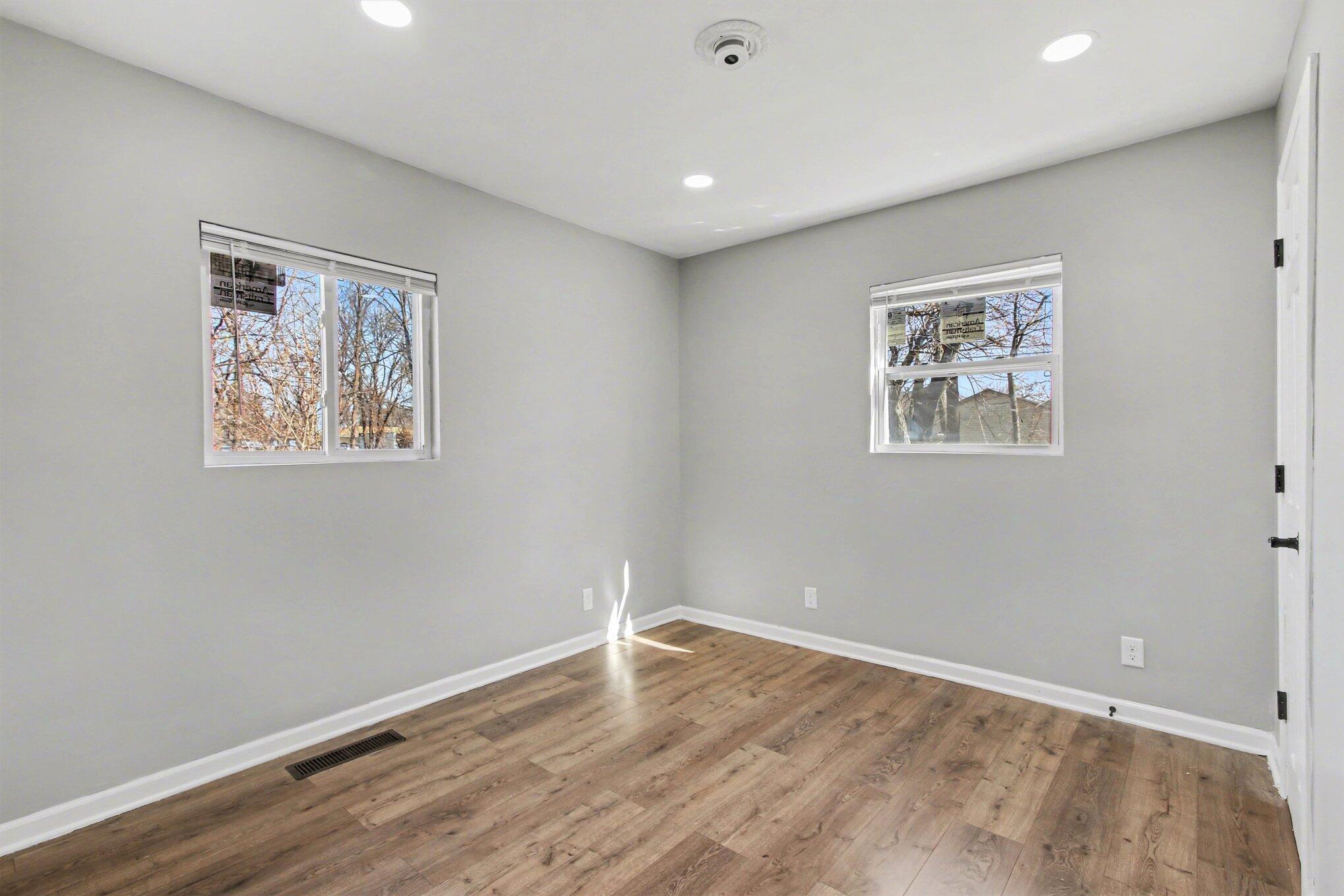 5043 Carolina Street Gary, IN 46409 - Photo 11 of 19 2038x1359