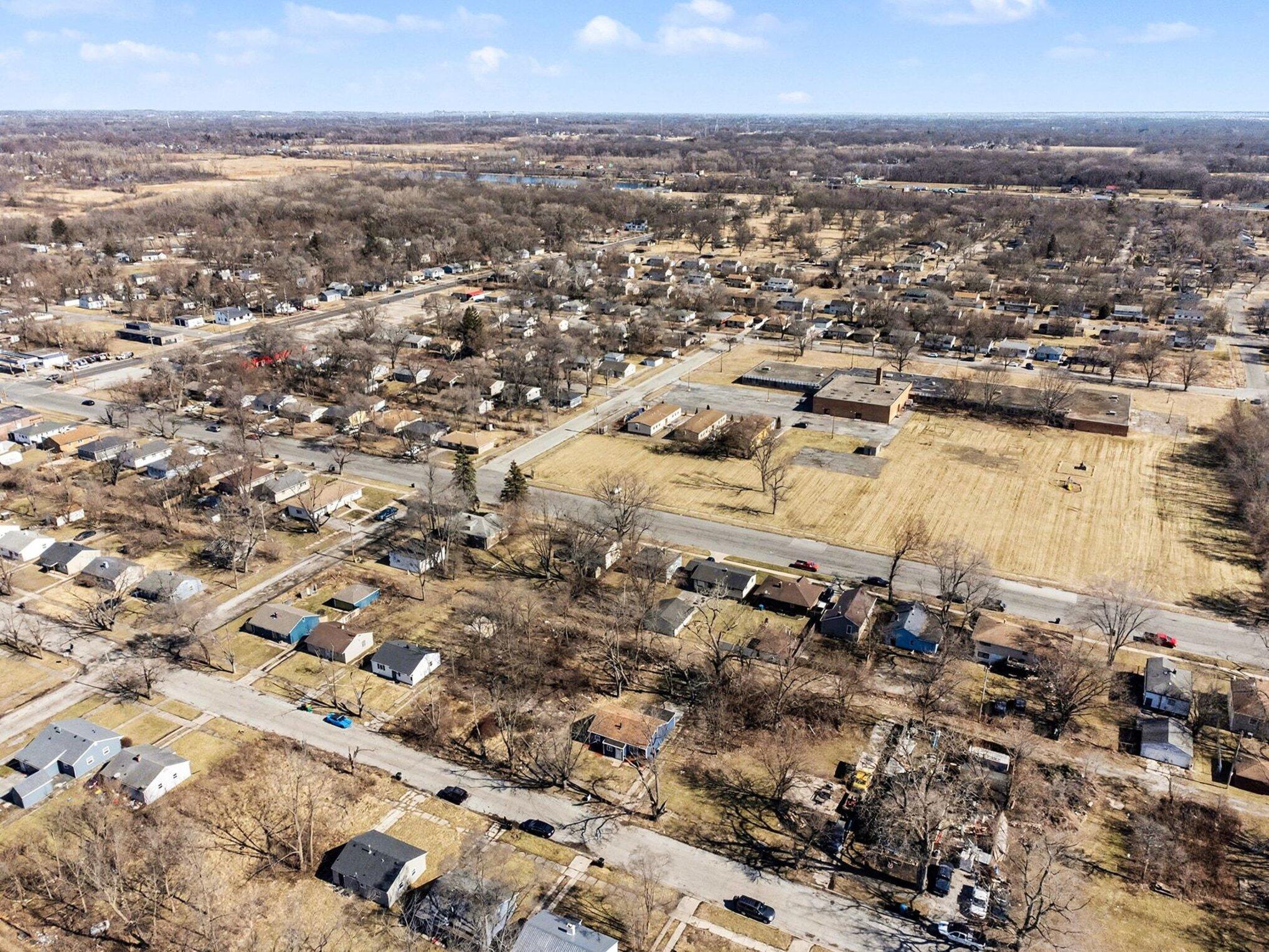 5043 Carolina Street Gary, IN 46409 - Photo 17 of 19 2038x1529