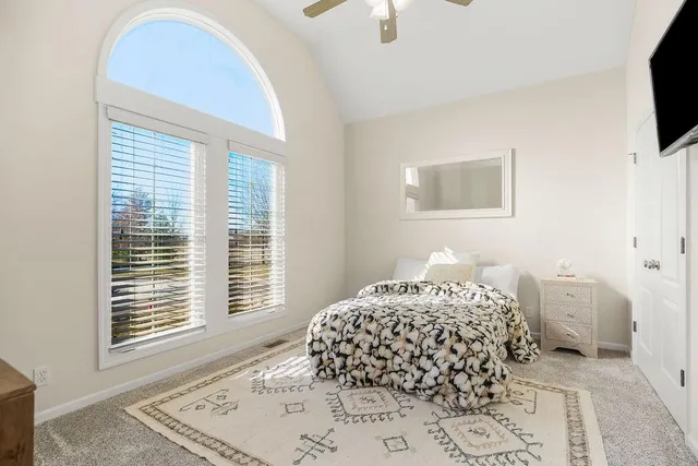 $550,000 | 1904 Northeast 104th Terrace, Kansas City, MO 64155