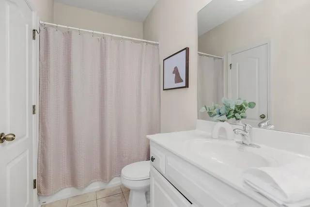 $550,000 | 1904 Northeast 104th Terrace, Kansas City, MO 64155