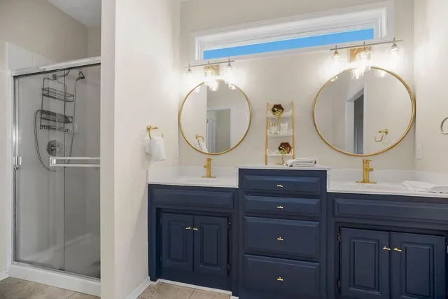 $550,000 | 1904 Northeast 104th Terrace, Kansas City, MO 64155