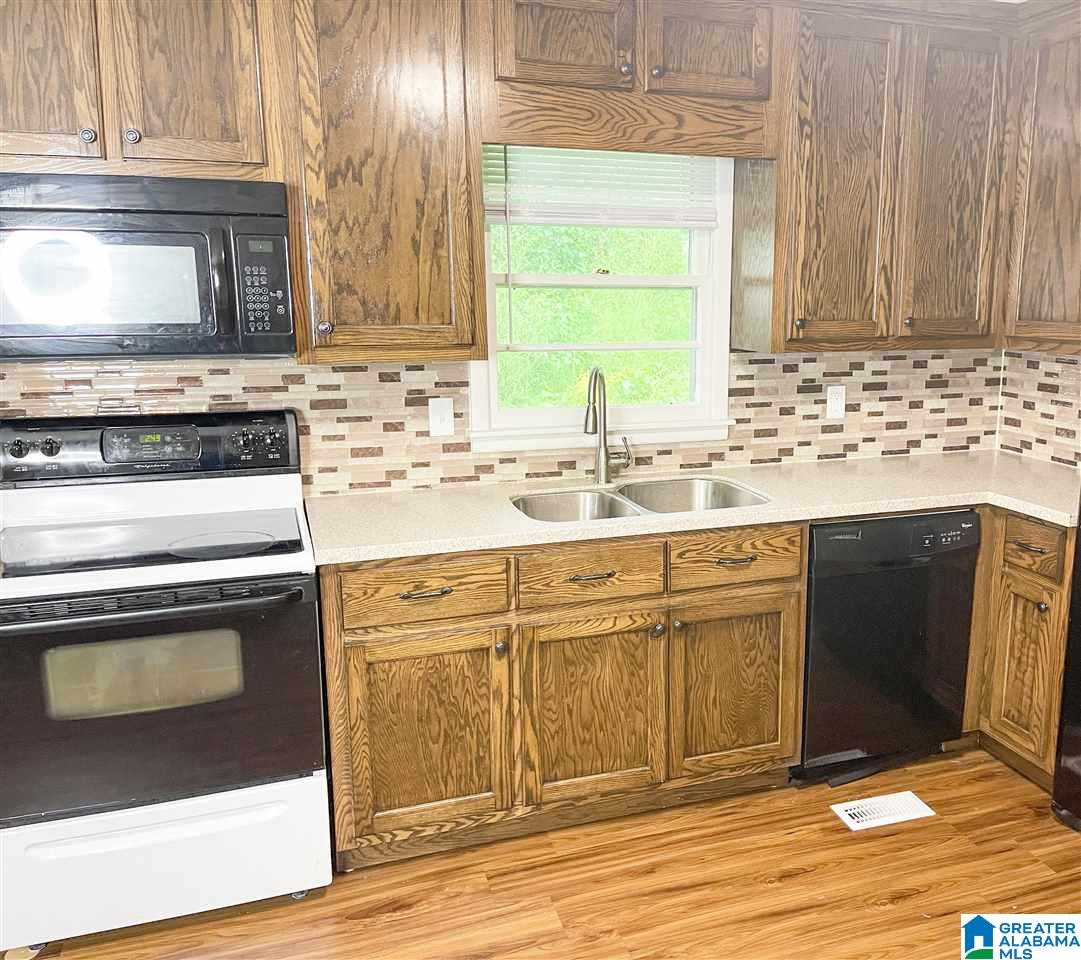 629 Timree Street Weaver, AL 36277 - Photo 10 of 24