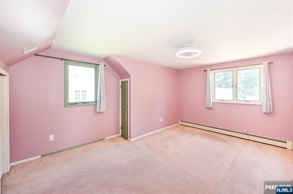 64 Ridge Avenue Park Ridge, NJ 07656 - Photo 28 of 32