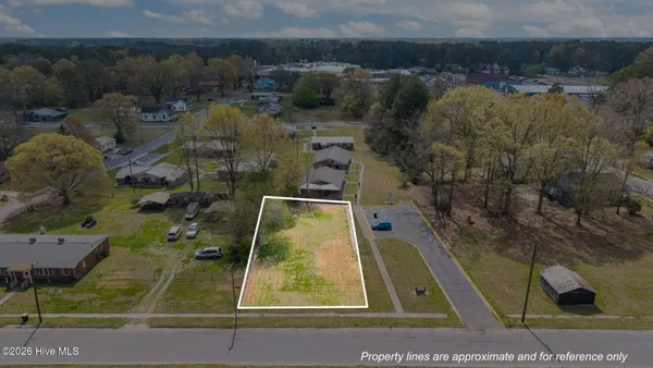 $12,500 | 207 Northeast Railroad Street, Robersonville, NC 27871