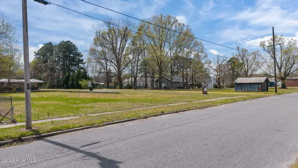 $12,500 | 207 Northeast Railroad Street, Robersonville, NC 27871